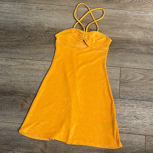 *NEW* H&M Terry Cloth Sun Dress - Picture 2 of 4